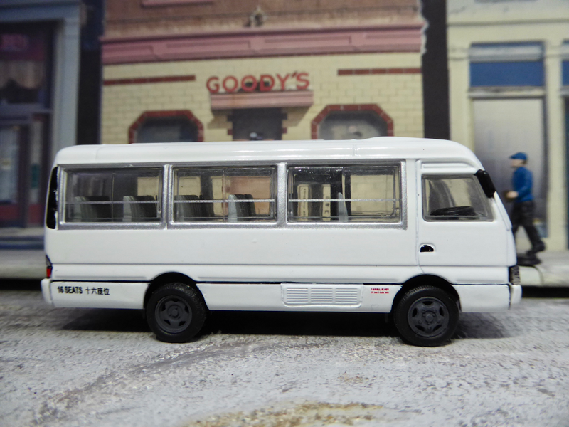 Illustration for article titled Hot Sixty 4th: Land of the Rising Sun-day with a Toyota Coaster